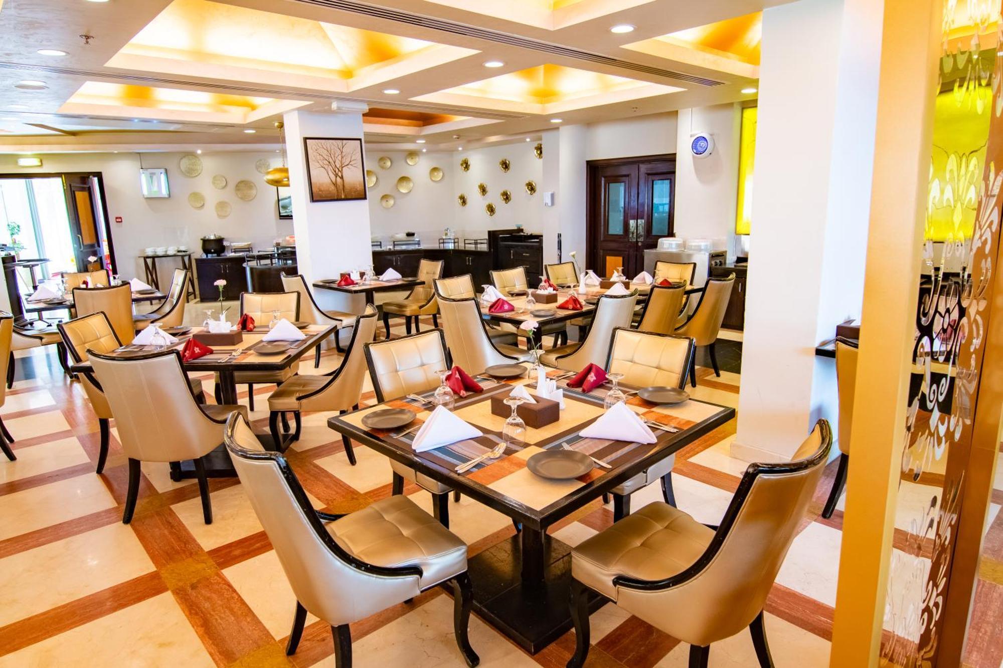 Garden Hotel Muscat By Royal Titan Group Екстер'єр фото