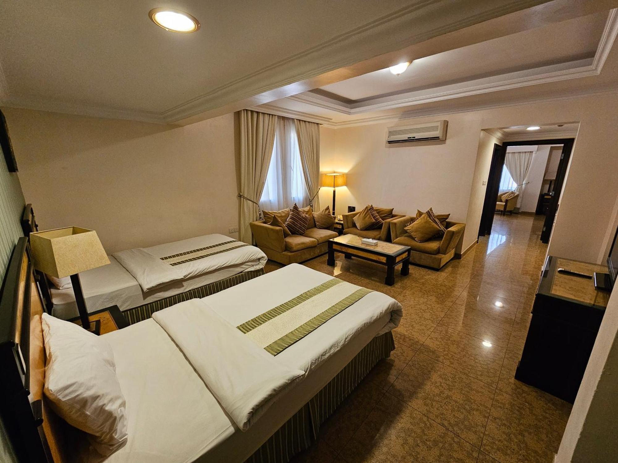 Garden Hotel Muscat By Royal Titan Group Екстер'єр фото