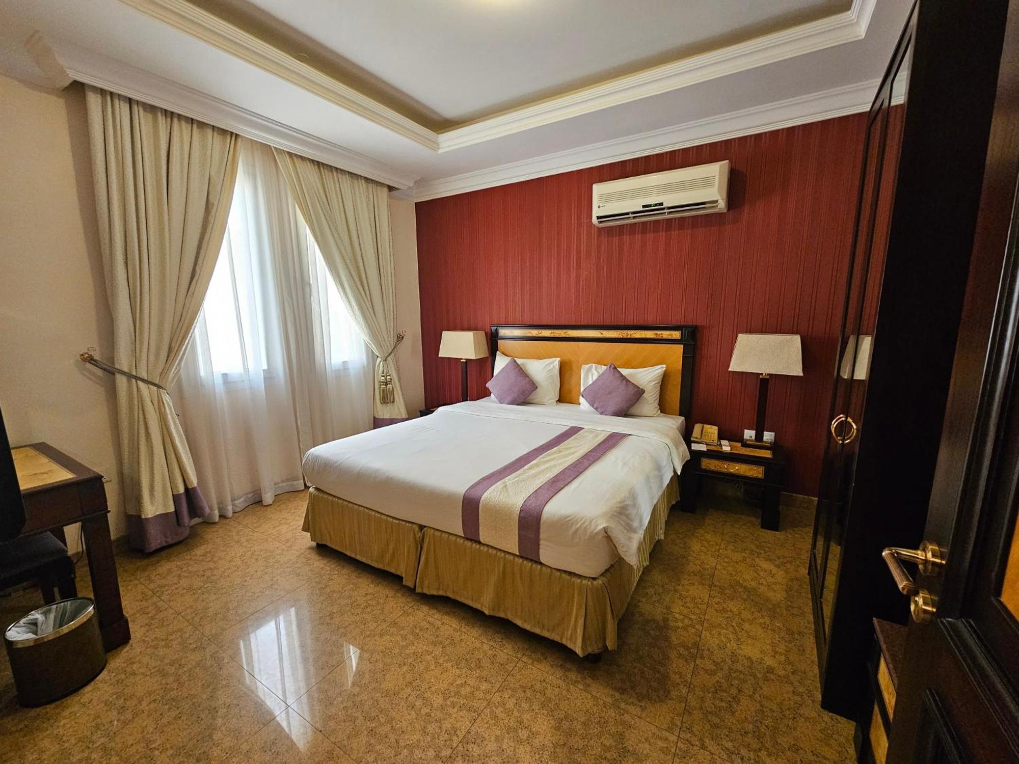 Garden Hotel Muscat By Royal Titan Group Екстер'єр фото